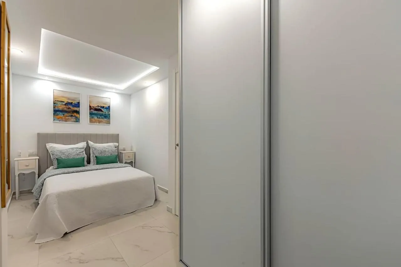 أذيخي Los Geranios Beach Playa Las Americas إسبانيا
